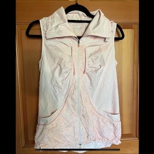 Lululemon pink lightweight/packable vest